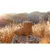 Материалы и технологии UGG: Почему сапоги так удобны и теплые?
