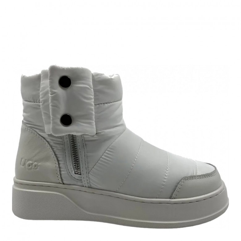 UGG Maxi White