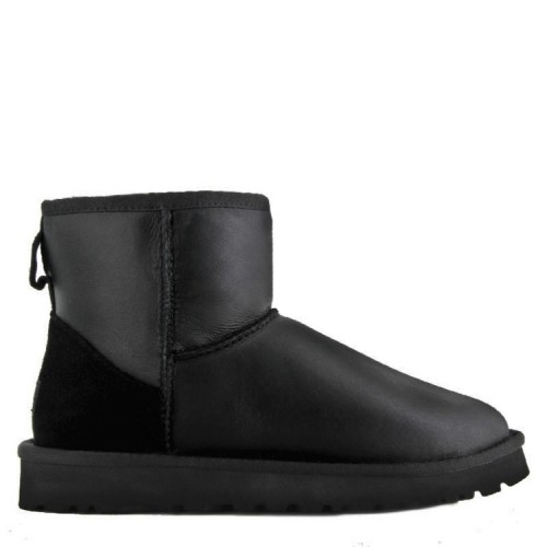 UGG Classic Mini Metallic Black — Как чистить светлые угги Sand и Grey без пожелтения — простыми словами